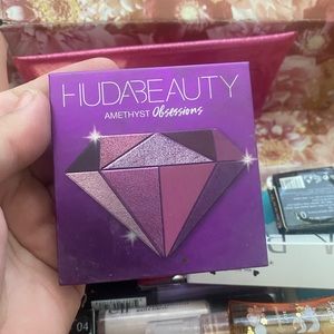 Huda Beauty Amethyst Obsessions